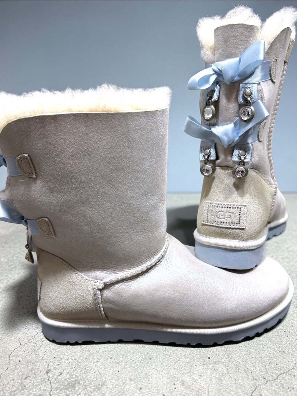 UGG Bailey Bow Bling SWAROVSKI Crystal Charm Boots Shimmer Sheepskin Blue Size 9 - Picture 11 of 16